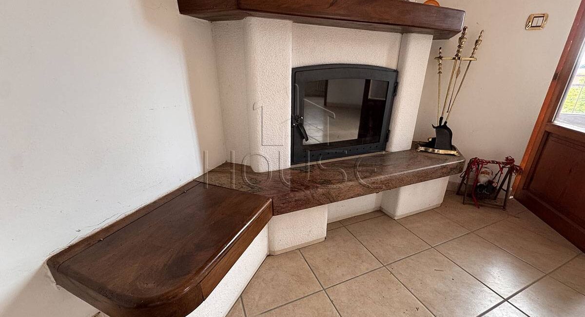 Appartamento in bifamiliare con ingresso indipendente
