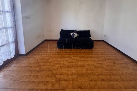 Villa con ampio terreno circostante