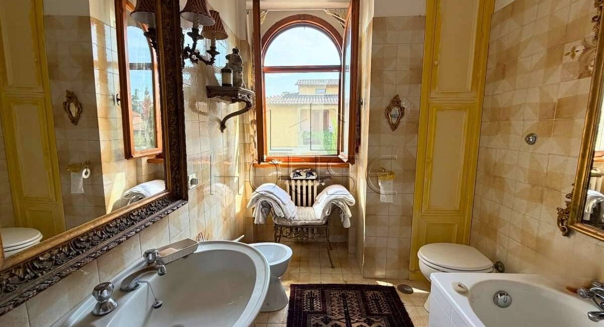 Villa singola di 335mq con giardino privato