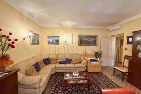 Appartamento con tre camere e garage