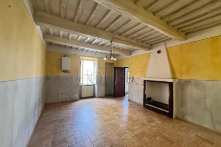 Luminoso appartamento con 3 camere