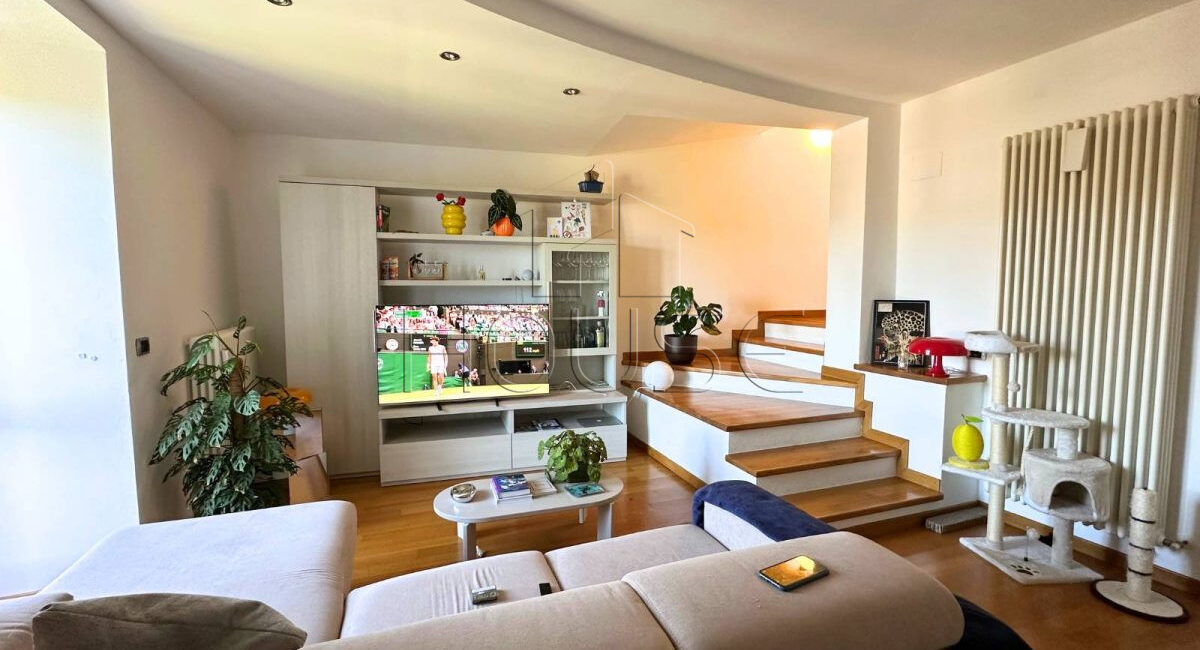 Appartamento indipendente con giardino esclusivo