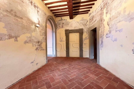 Terratetto in suggestivo borgo