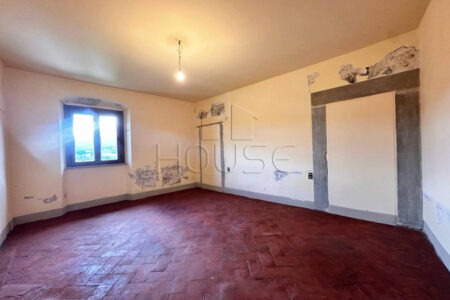 Terratetto in suggestivo borgo