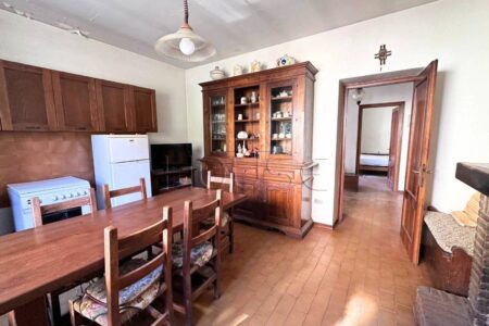 Casa indipendente con giardino privato