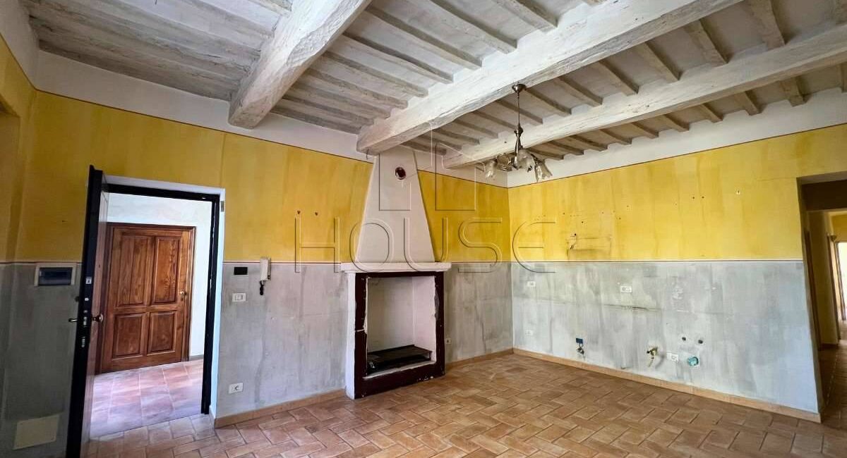 Appartamento con 3 camere in vendita ad Umbertide