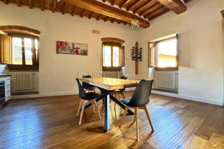 Appartamento ristrutturato in palazzo storico a Sansepolcro
