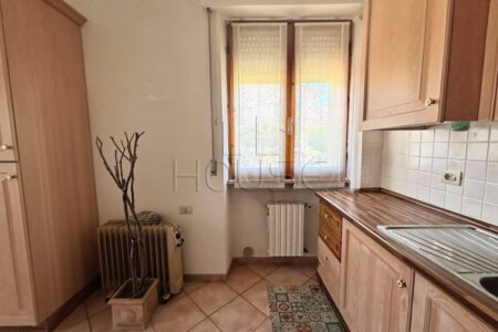 Appartamento a piano rialzato con garage a San Giustino