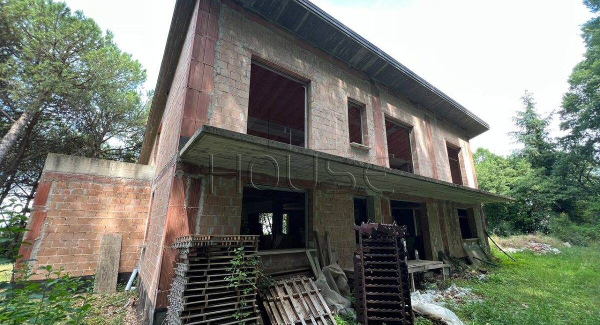 Villa singola in posizione panoramica