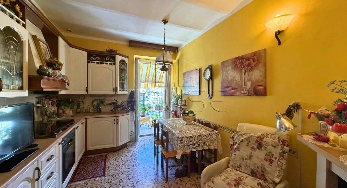 Appartamento con tre camere e garage
