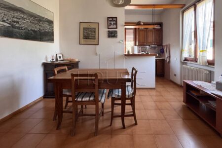 Appartamento ristrutturato in bifamiliare