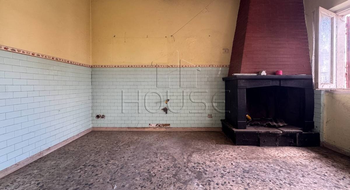 Appartamento da ristrutturare, Selci