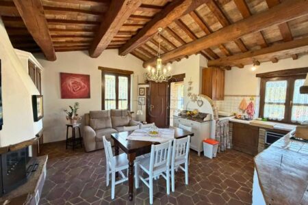 Villa bifamiliare ristrutturata in classe A1 con giardino – Sant’ Orfeto