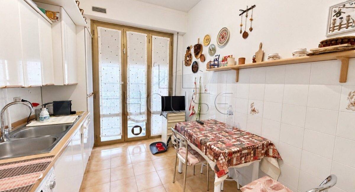 Zona Saione appartamento con garage