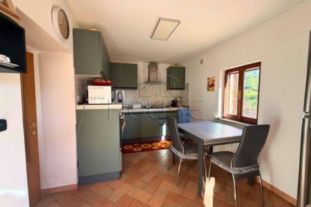 Casa singola con vista lago e terrazzo panoramico a Cospaia
