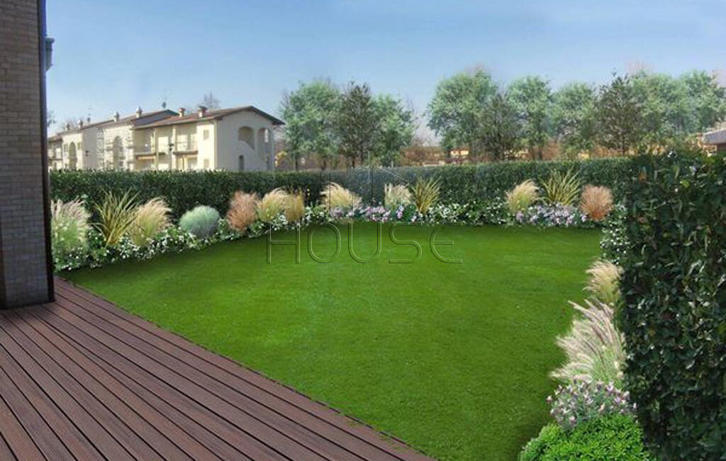 Villa ristrutturata con giardino in ottima posizione